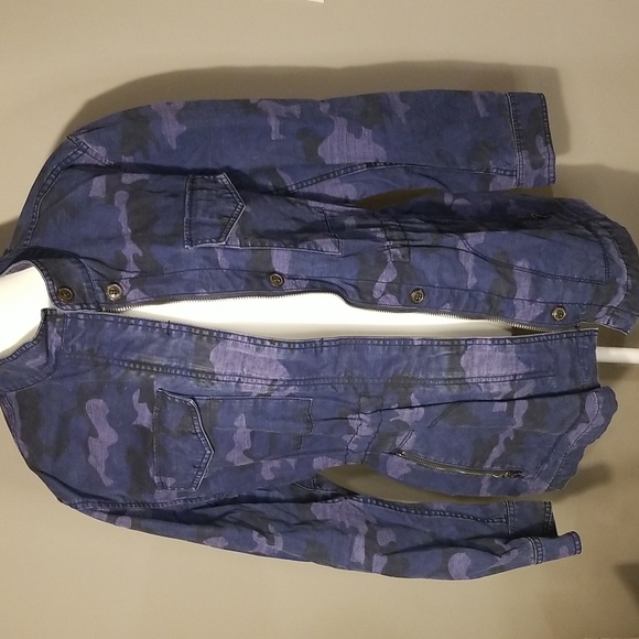 GAP Camo Utility Jacket - Picture 4 of 9